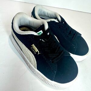 Kids Puma Black and White Sneakers Classic Suede Design